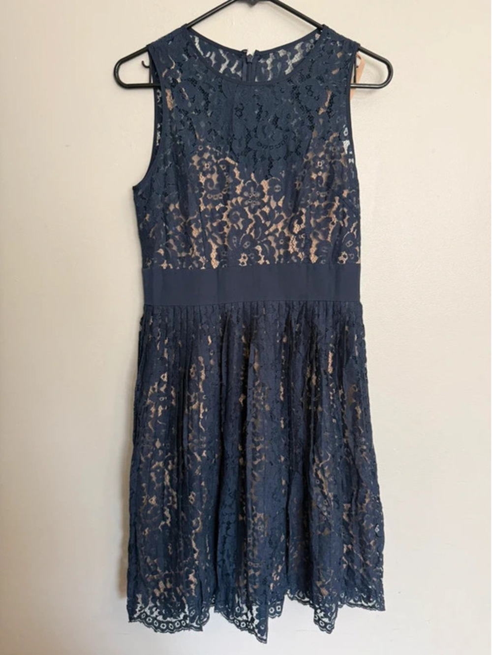 Eliza J Navy Blue Floral Lace Fit & Flare Pleated Dress size 6